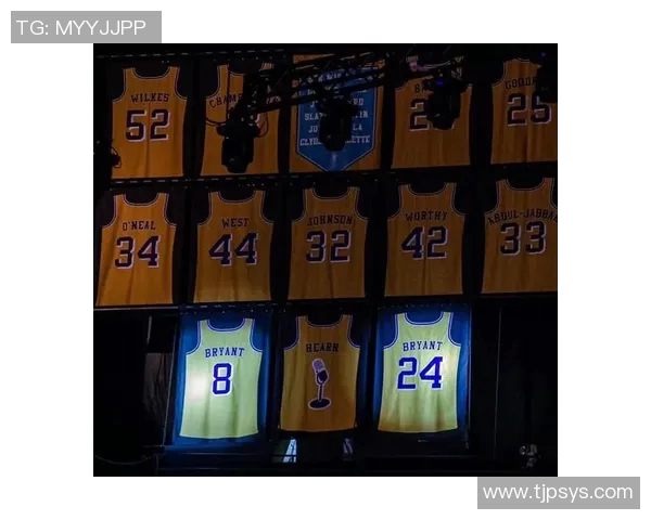 科比8号与24号球衣对比图揭示传奇生涯的辉煌与转变